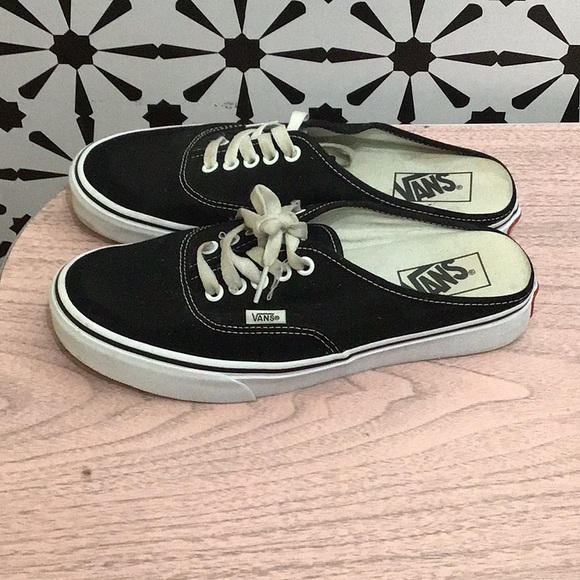 Black slide in Vans - Picture 2 of 5